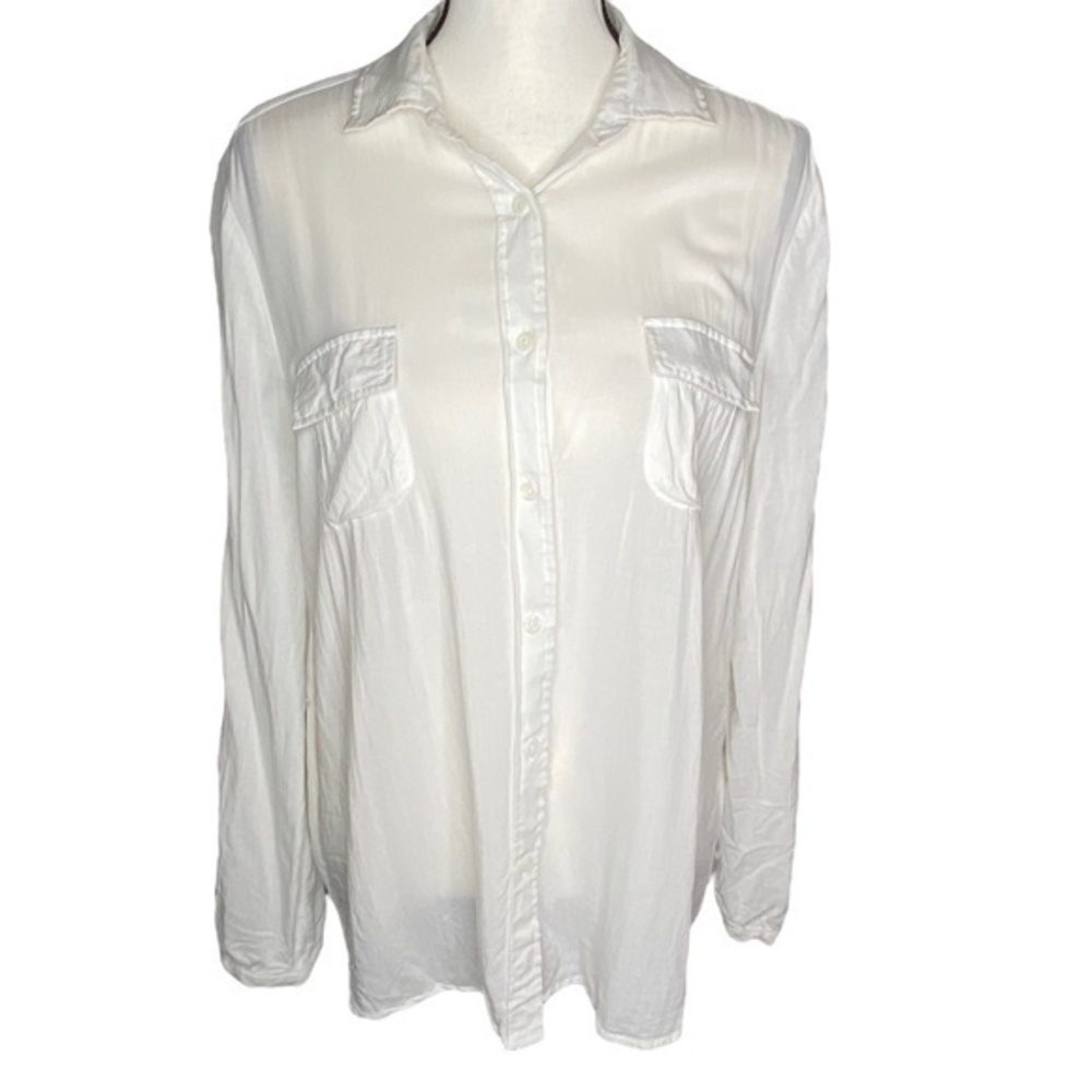 Wet Seal Blouse Top White Button Down 2 Chest‎ Pockets Long Sleeve Rayon Size XL